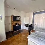 Villa Linnenschmidt Apartments In Zentraler Lage Bremen